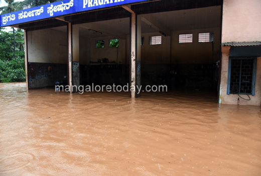 Heavy rains 6